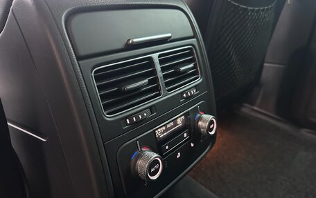 Volkswagen Touareg III, 2015 год, 2 850 000 рублей, 19 фотография