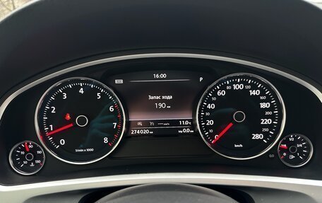 Volkswagen Touareg III, 2015 год, 2 850 000 рублей, 22 фотография