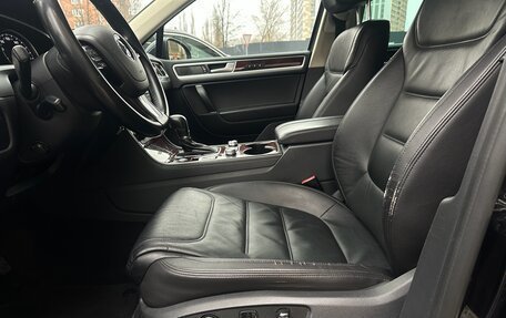 Volkswagen Touareg III, 2015 год, 2 850 000 рублей, 29 фотография