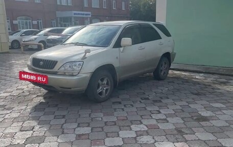 Toyota Harrier, 1998 год, 700 000 рублей, 2 фотография