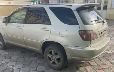 Toyota Harrier, 1998 год, 700 000 рублей, 5 фотография