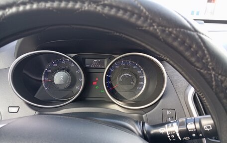 Hyundai ix35 I рестайлинг, 2012 год, 1 150 000 рублей, 8 фотография