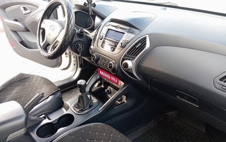 Hyundai ix35 I рестайлинг, 2012 год, 1 150 000 рублей, 11 фотография