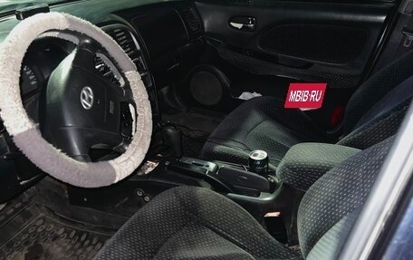 Hyundai Sonata IV рестайлинг, 2005 год, 350 000 рублей, 2 фотография