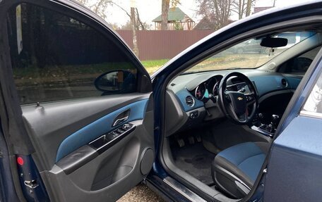 Chevrolet Cruze II, 2010 год, 650 000 рублей, 14 фотография