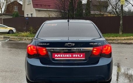 Chevrolet Cruze II, 2010 год, 650 000 рублей, 6 фотография