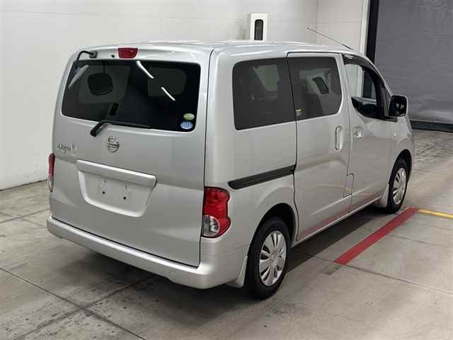 Nissan NV200, 2010 год, 1 327 000 рублей, 5 фотография