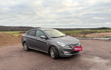 Hyundai Solaris II рестайлинг, 2014 год, 740 000 рублей, 3 фотография