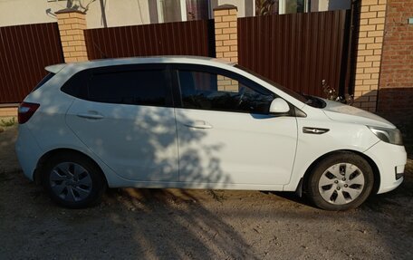 KIA Rio III рестайлинг, 2013 год, 700 000 рублей, 1 фотография