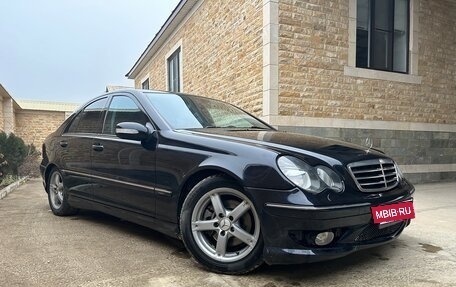 Mercedes-Benz C-Класс, 2005 год, 750 000 рублей, 5 фотография