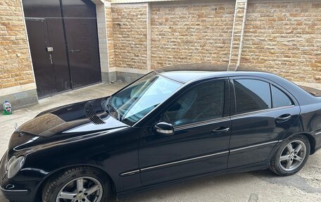 Mercedes-Benz C-Класс, 2005 год, 750 000 рублей, 23 фотография