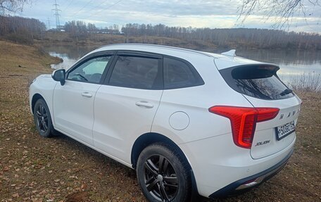 Haval Jolion, 2023 год, 1 950 000 рублей, 4 фотография