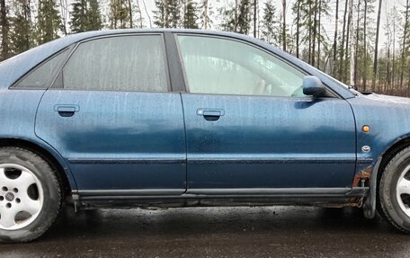 Audi A4, 1997 год, 240 000 рублей, 7 фотография