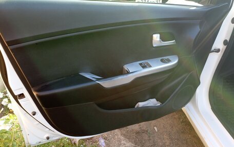 KIA Rio III рестайлинг, 2013 год, 700 000 рублей, 11 фотография