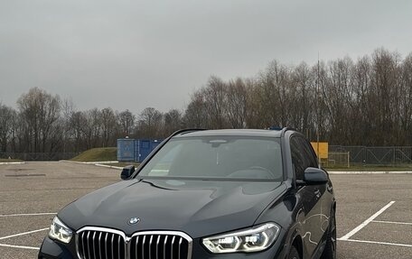 BMW X5, 2021 год, 7 450 000 рублей, 2 фотография