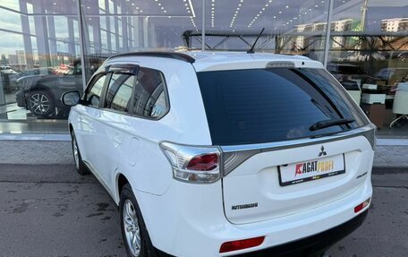 Mitsubishi Outlander III рестайлинг 3, 2012 год, 1 150 000 рублей, 9 фотография