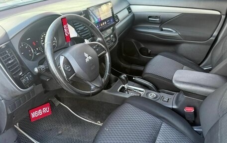 Mitsubishi Outlander III рестайлинг 3, 2012 год, 1 150 000 рублей, 18 фотография
