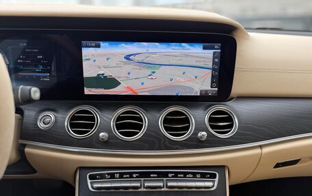 Mercedes-Benz E-Класс, 2019 год, 4 200 000 рублей, 5 фотография