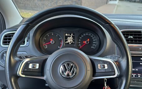 Volkswagen Polo VI (EU Market), 2018 год, 1 100 000 рублей, 14 фотография