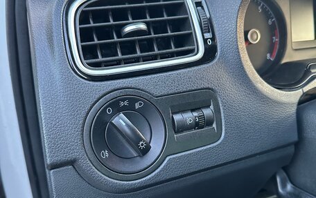 Volkswagen Polo VI (EU Market), 2018 год, 1 100 000 рублей, 15 фотография