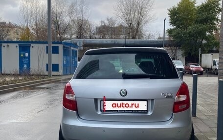 Skoda Fabia II, 2010 год, 590 000 рублей, 4 фотография