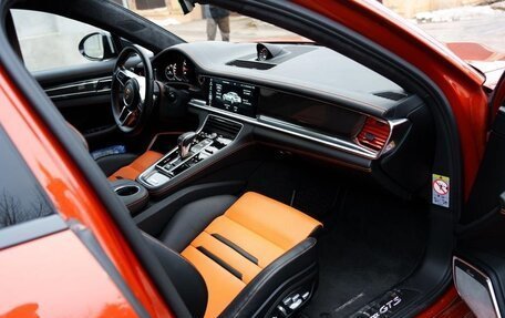 Porsche Panamera II рестайлинг, 2020 год, 14 000 000 рублей, 8 фотография