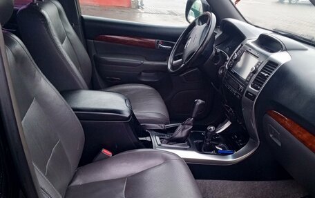 Toyota Land Cruiser Prado 120 рестайлинг, 2006 год, 2 400 000 рублей, 6 фотография