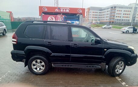 Toyota Land Cruiser Prado 120 рестайлинг, 2006 год, 2 400 000 рублей, 8 фотография