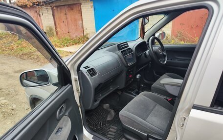 Suzuki Swift II, 2003 год, 385 000 рублей, 4 фотография
