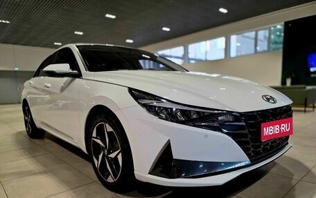 Hyundai Elantra, 2022 год, 2 050 000 рублей, 1 фотография