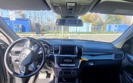 Mercedes-Benz GL-Класс, 2013 год, 2 700 000 рублей, 20 фотография