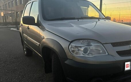 Chevrolet Niva I рестайлинг, 2018 год, 620 000 рублей, 3 фотография