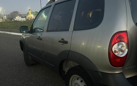 Chevrolet Niva I рестайлинг, 2018 год, 620 000 рублей, 6 фотография