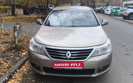 Renault Latitude I, 2010 год, 675 000 рублей, 2 фотография