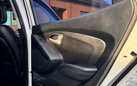 Hyundai ix35 I рестайлинг, 2012 год, 1 330 000 рублей, 27 фотография