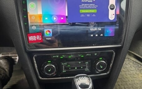 Skoda Superb III рестайлинг, 2014 год, 1 200 000 рублей, 2 фотография