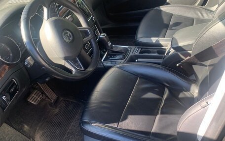 Skoda Superb III рестайлинг, 2014 год, 1 200 000 рублей, 20 фотография