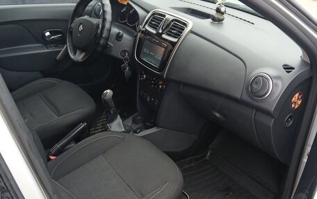 Renault Sandero II рестайлинг, 2016 год, 767 000 рублей, 5 фотография