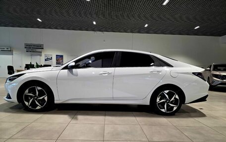 Hyundai Elantra, 2022 год, 2 050 000 рублей, 4 фотография