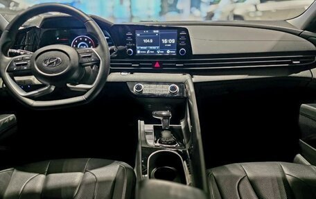 Hyundai Elantra, 2022 год, 2 050 000 рублей, 12 фотография