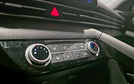 Hyundai Elantra, 2022 год, 2 050 000 рублей, 17 фотография