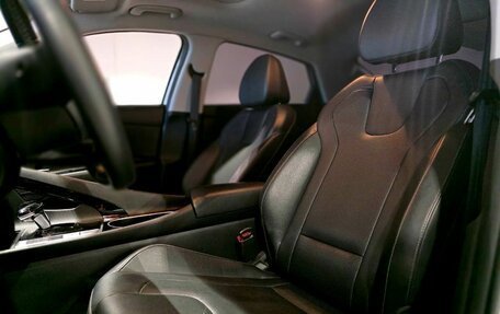 Hyundai Elantra, 2022 год, 2 050 000 рублей, 9 фотография