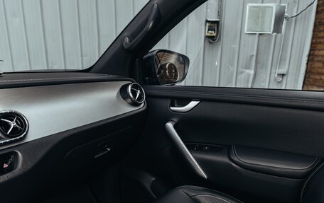 Mercedes-Benz X-Класс I, 2019 год, 3 800 000 рублей, 21 фотография