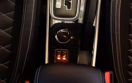 Mitsubishi Outlander III рестайлинг 3, 2022 год, 2 690 000 рублей, 15 фотография