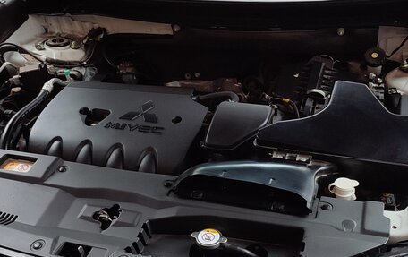 Mitsubishi Outlander III рестайлинг 3, 2022 год, 2 690 000 рублей, 30 фотография