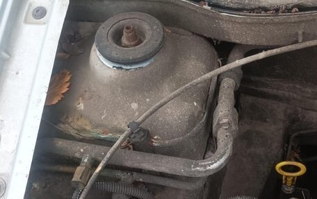 Renault Logan I, 2006 год, 200 000 рублей, 7 фотография