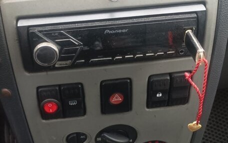 Renault Logan I, 2006 год, 200 000 рублей, 4 фотография