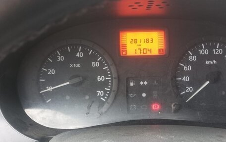 Renault Logan I, 2006 год, 200 000 рублей, 2 фотография