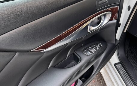 Infiniti M, 2011 год, 2 800 000 рублей, 12 фотография