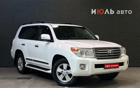 Toyota Land Cruiser 200, 2013 год, 3 300 000 рублей, 3 фотография
